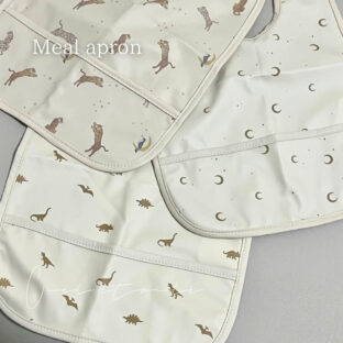 食事用エプロン　防水防汚　ポケットつき