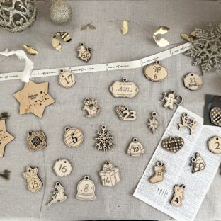 クリスマス　アドベントカレンダー　木製ナンバータグ / 25個セット